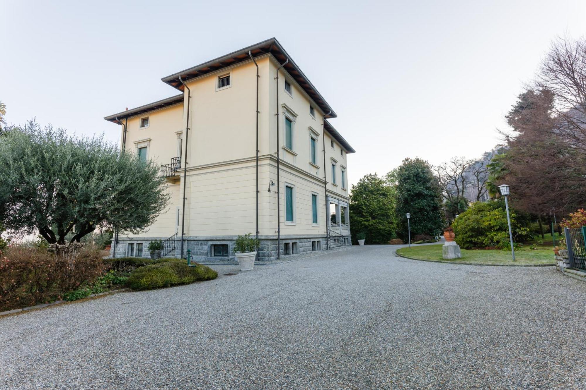 Regal Villa With Como Lake View And Free Parking Bellagio Luaran gambar